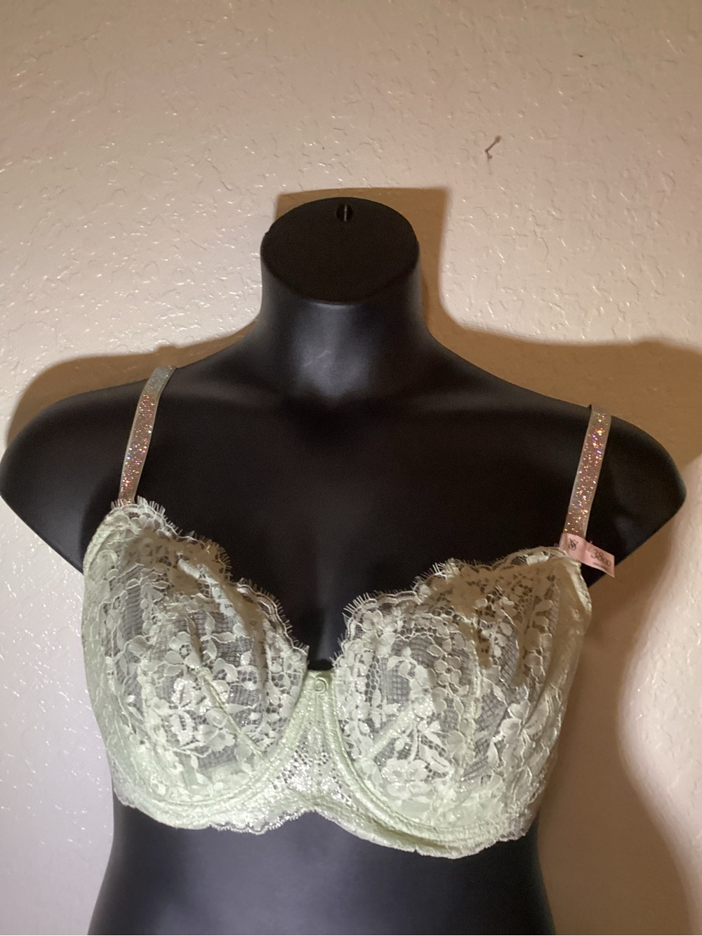 Victoria's Secret Pale Mint Lace Underwire Bra with Sparkle Straps